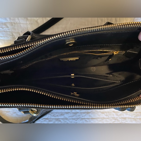 Tory Burch Multifunctional Purse - Picture 4 of 7